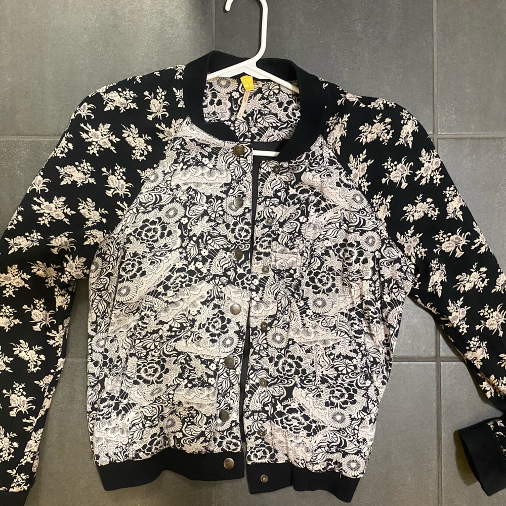 Free people bomber jacket
